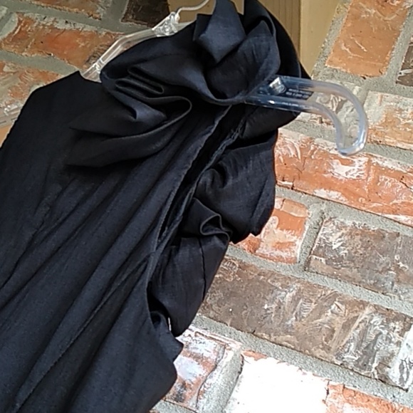 Cache sz4 Sexy Black Sheath w/ruffle accent neck - Picture 7 of 8